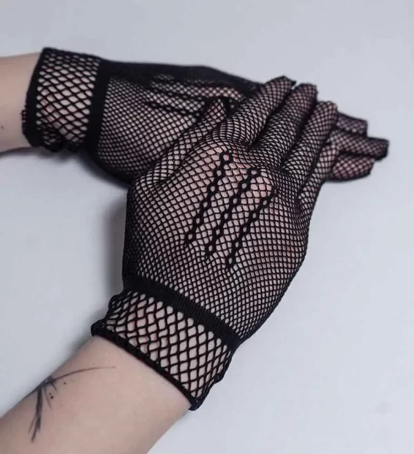 Černé síťované rukavice